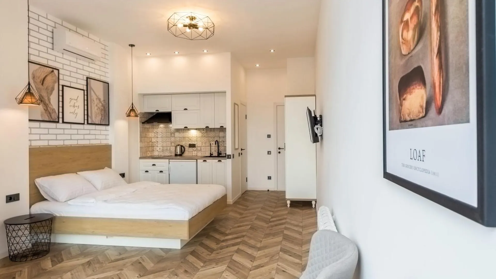 Dayflat Apartments On The Left Bank Kyiv